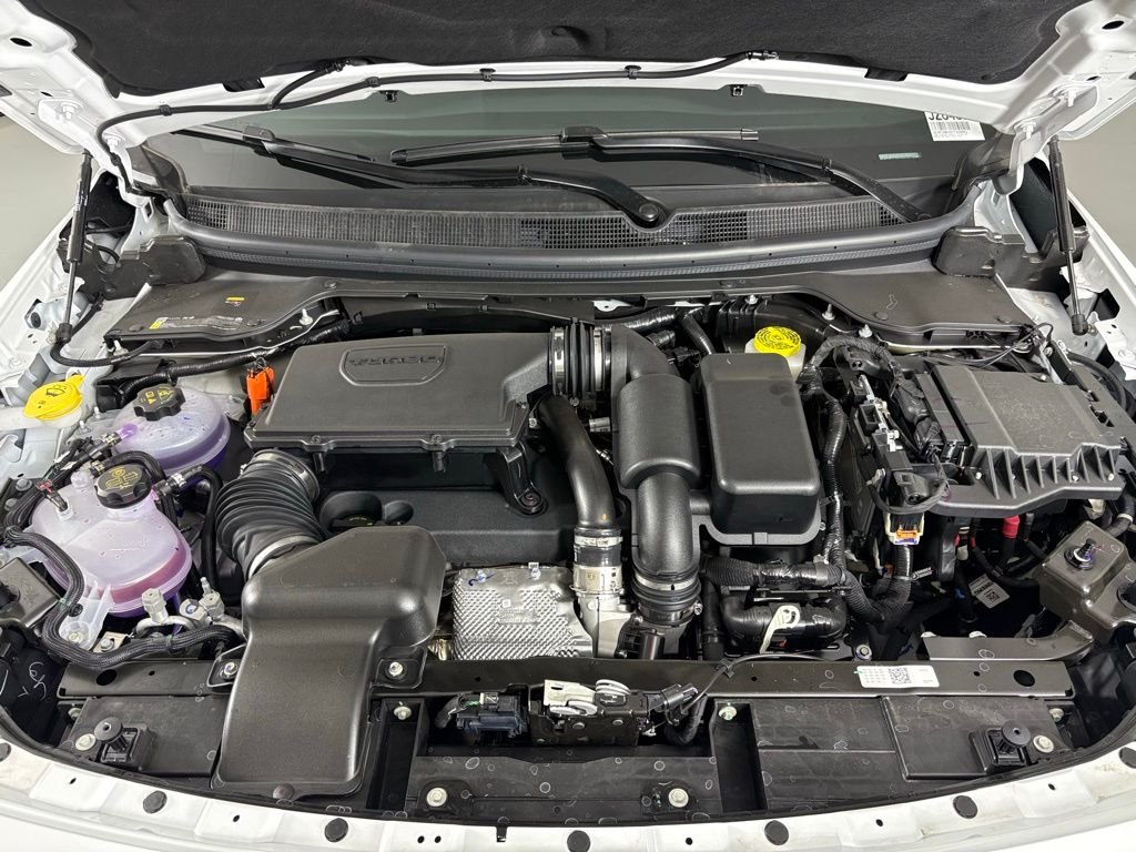 New 2026 Bright White Clearcoat Jeep Laredo image 42