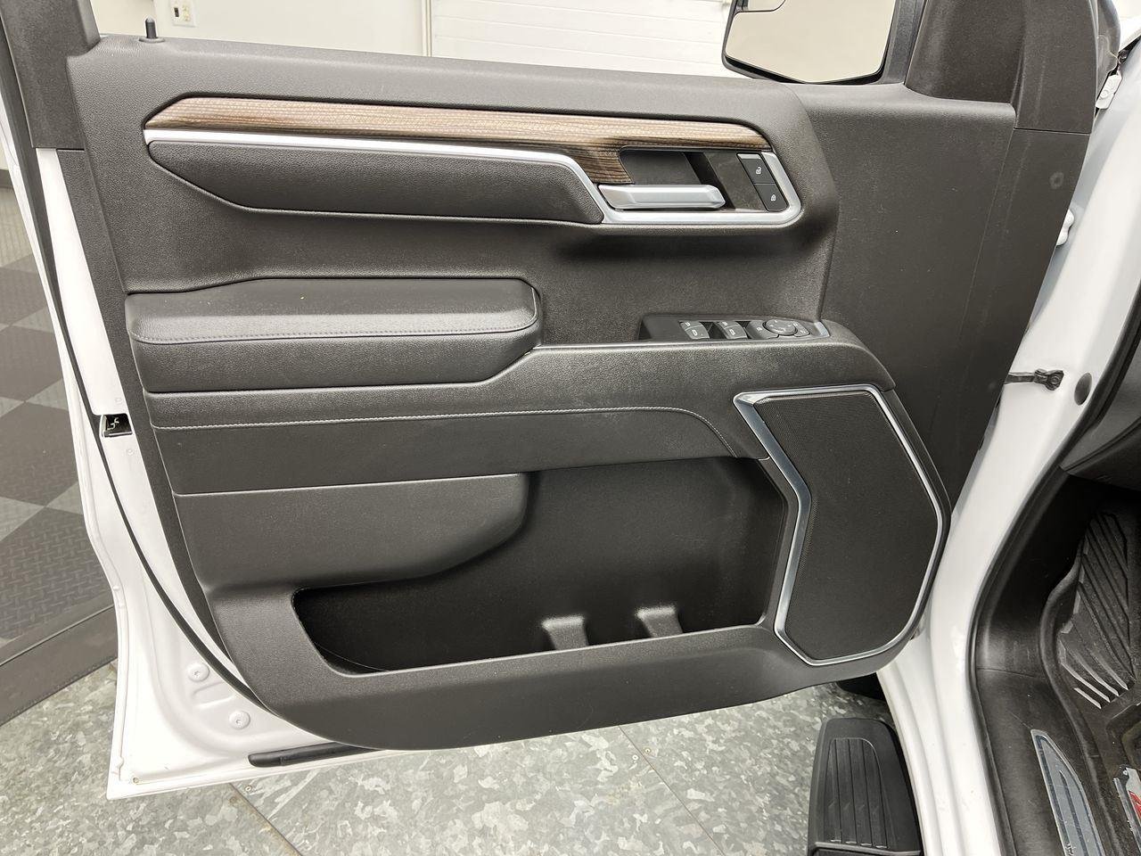 2022 Chevrolet Silverado 1500 LT - Photo 6
