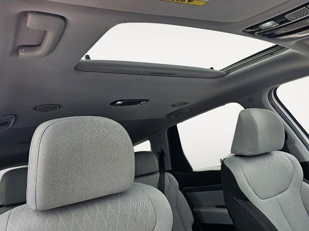Used 2020 White Hyundai SEL image 19