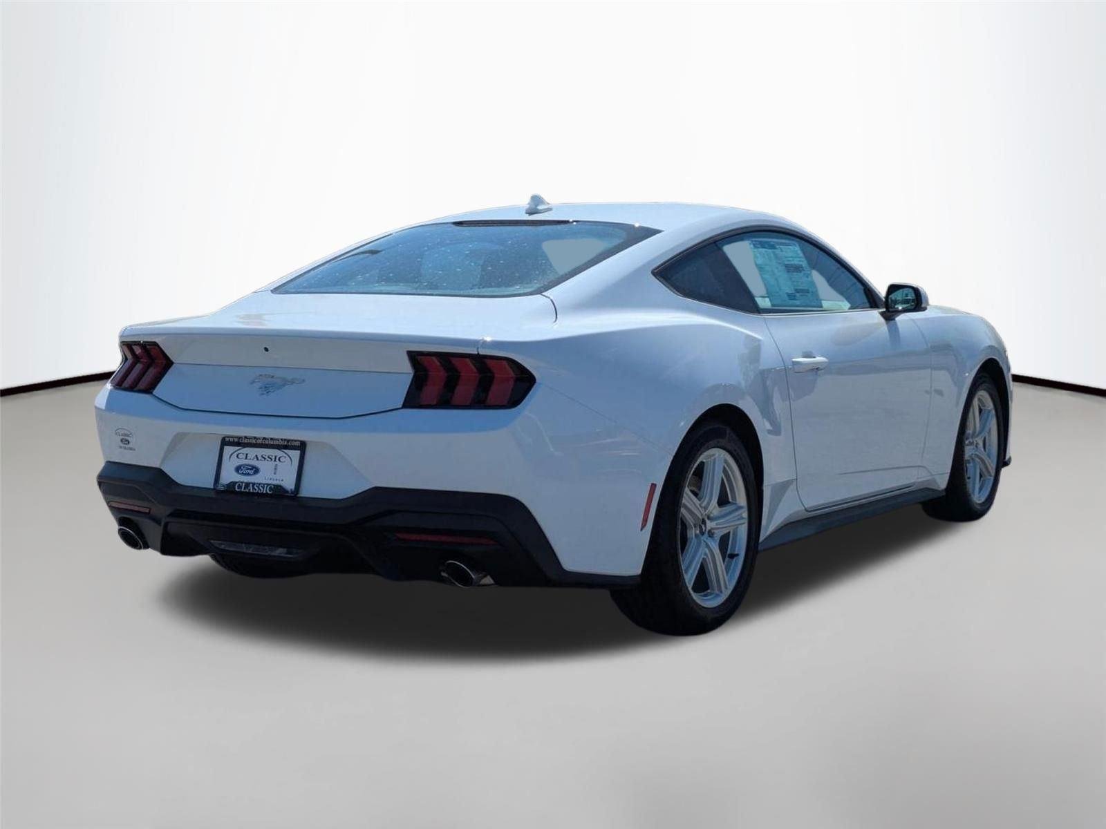New 2026 Oxford White Ford EcoBoost® Fastback image 5