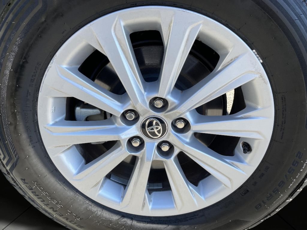 Used 2024 Beige Toyota XLE image 27
