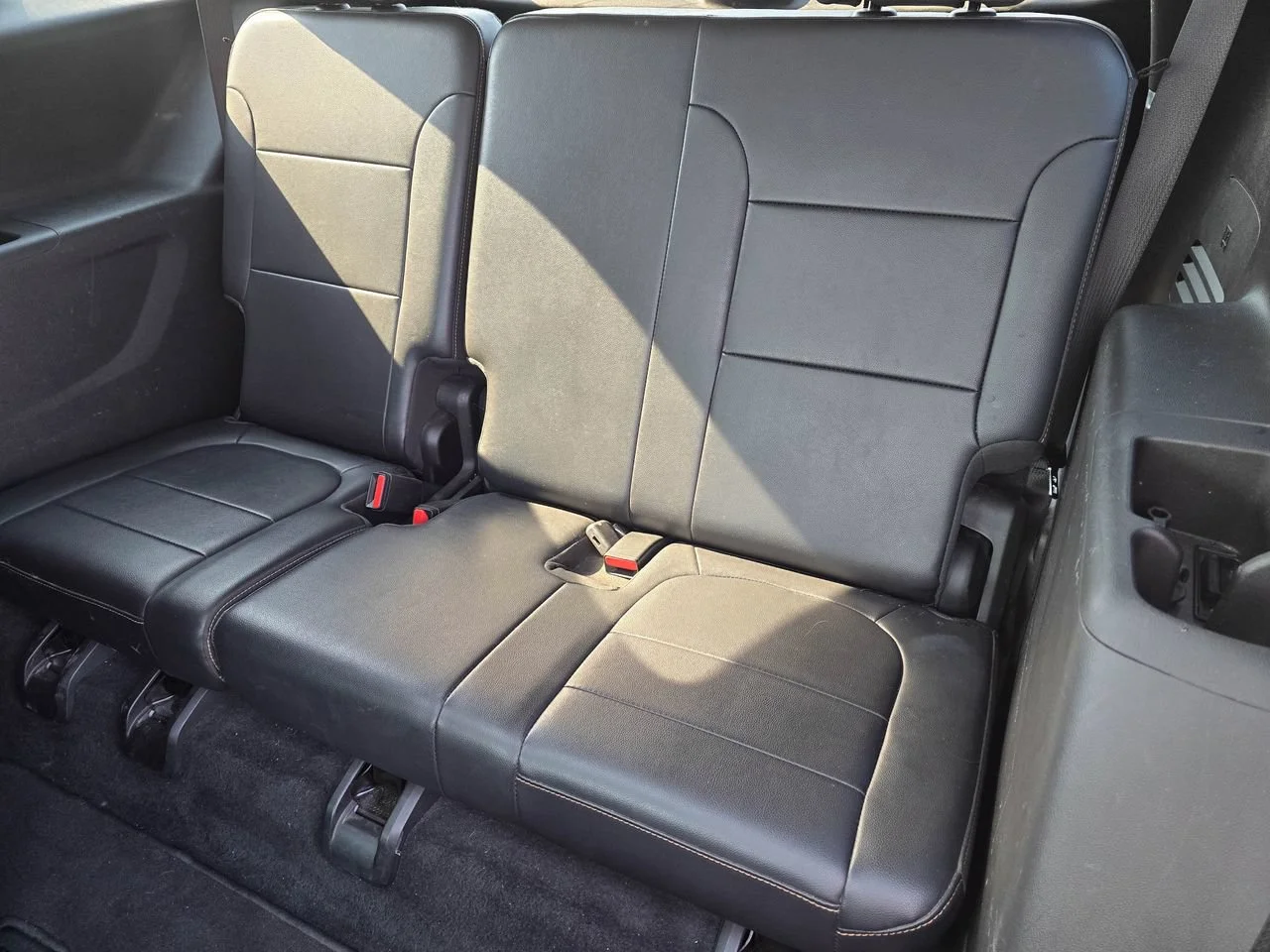Used 2018 Summit White Chevrolet Premier image 13