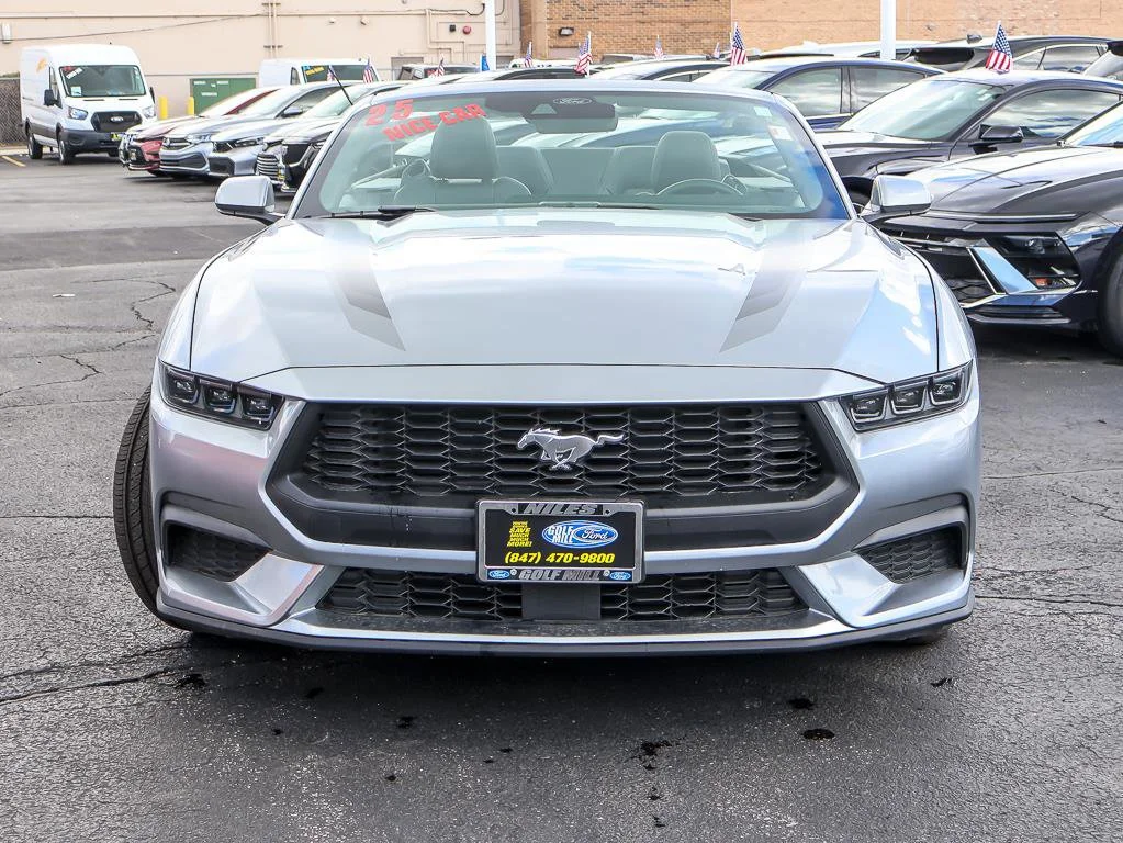 Used 2025 Iconic Silver Metallic Ford EcoBoost Premium image 5