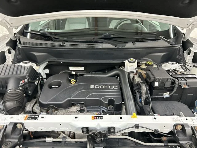 Used 2018 White Chevrolet LS image 6