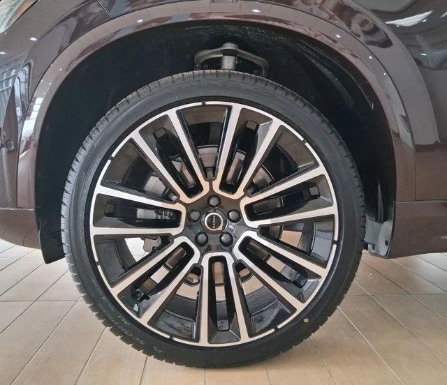 New 2026 Mulberry Red Volvo Plus image 21