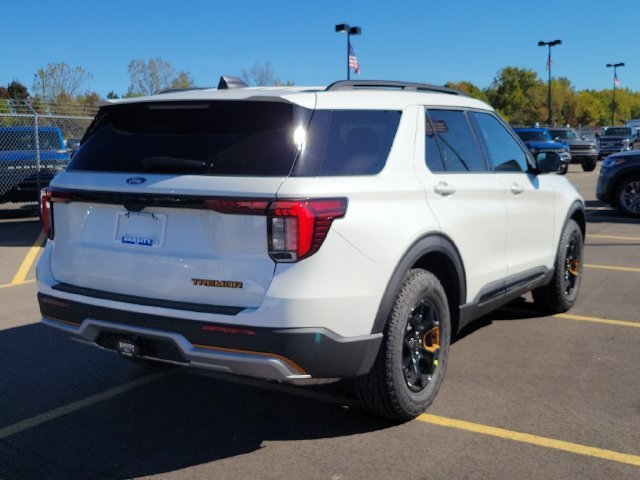 New 2027 Star White Metallic Tri-Coat Ford Tremor® image 41