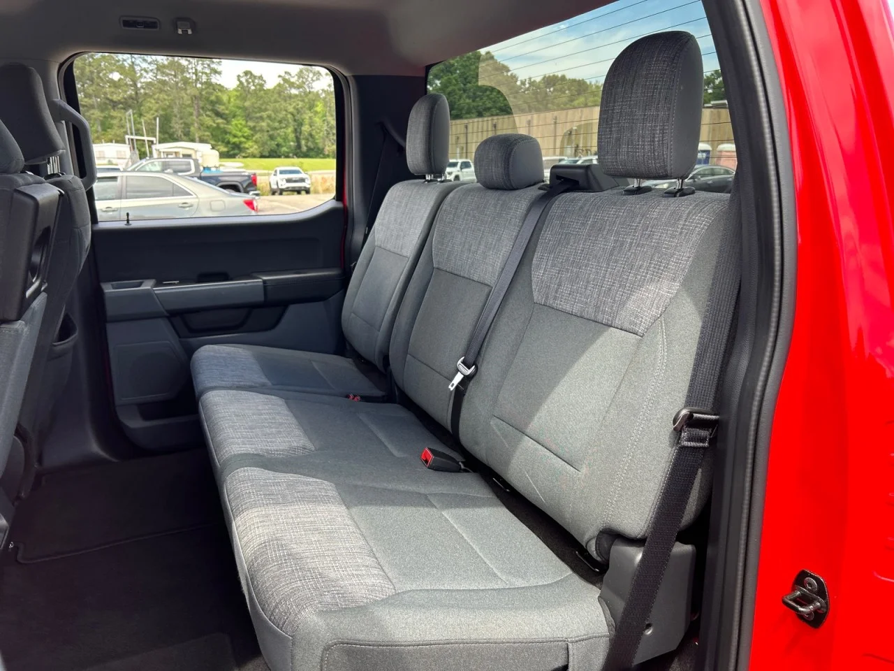 2023 Ford F-150 XLT - Photo 17