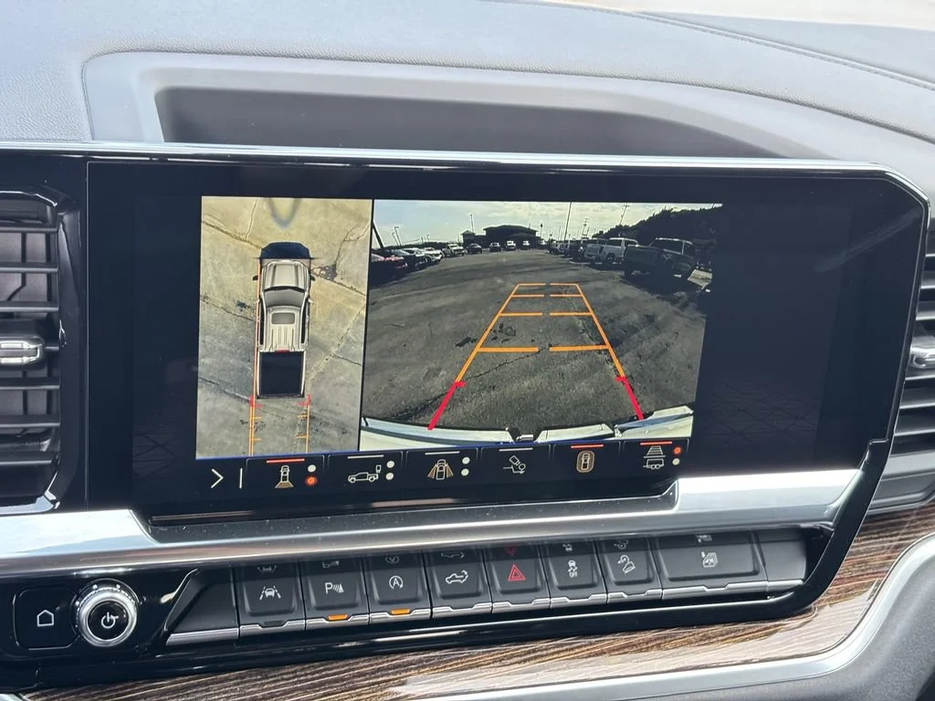 New 2026 Summit White GMC Elevation image 17