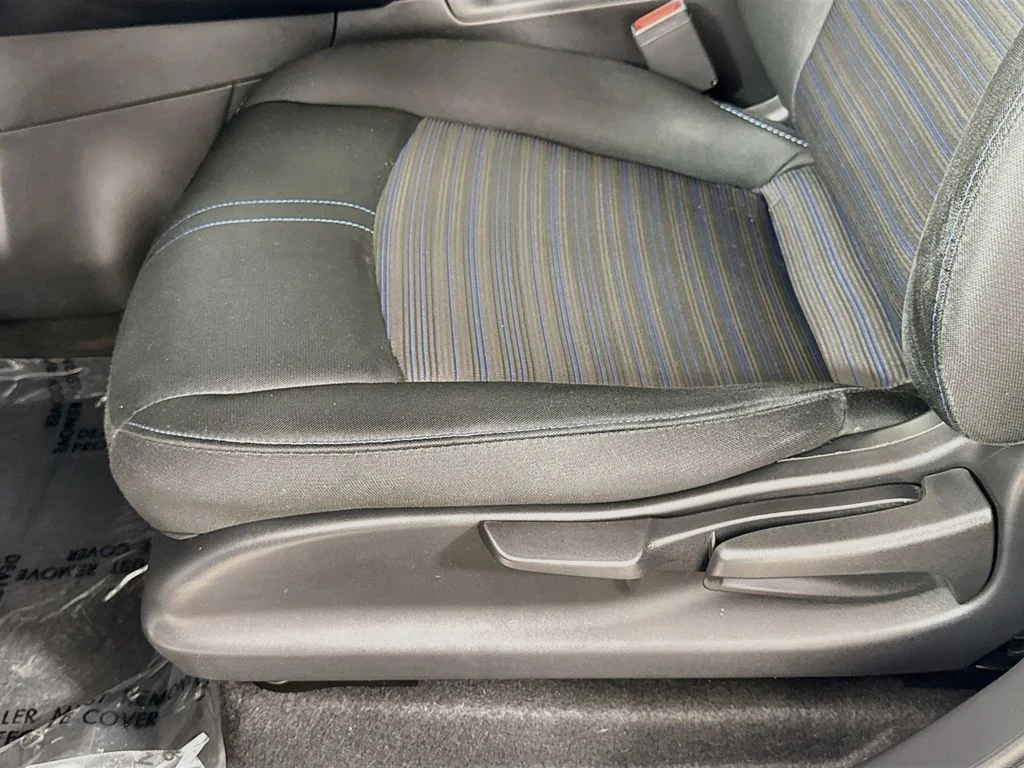 Used 2023 Silver Nissan S image 19