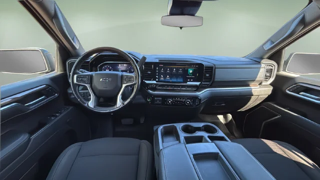 Used 2022 Gray Chevrolet RST image 19