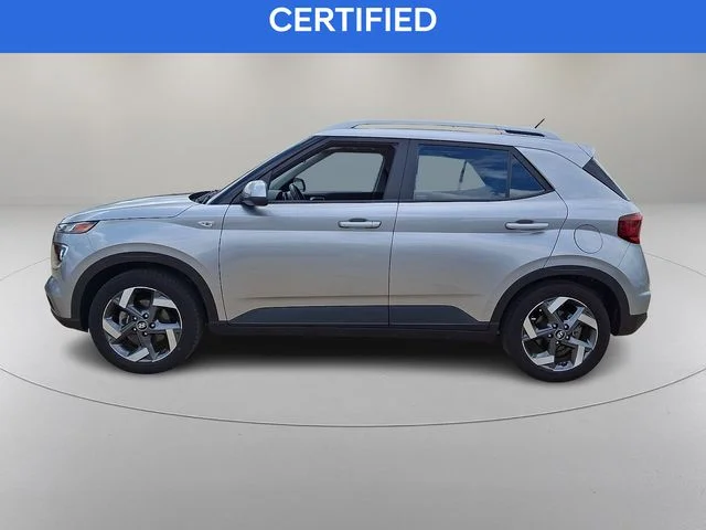 Used 2023 Silver Hyundai SEL image 6