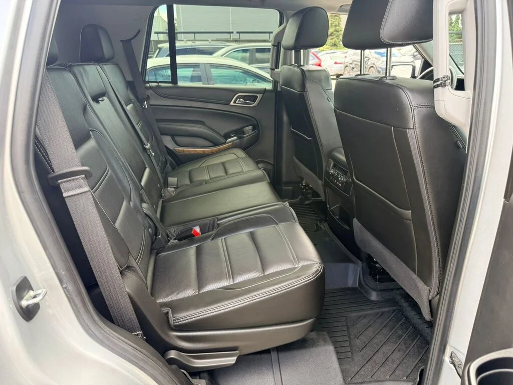Used 2020 Quicksilver Metallic GMC 4x4 Denali Dilawri Certified   Local BC   Regularl image 16