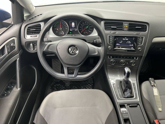 Used 2015 Blue Volkswagen Limited Edition image 15