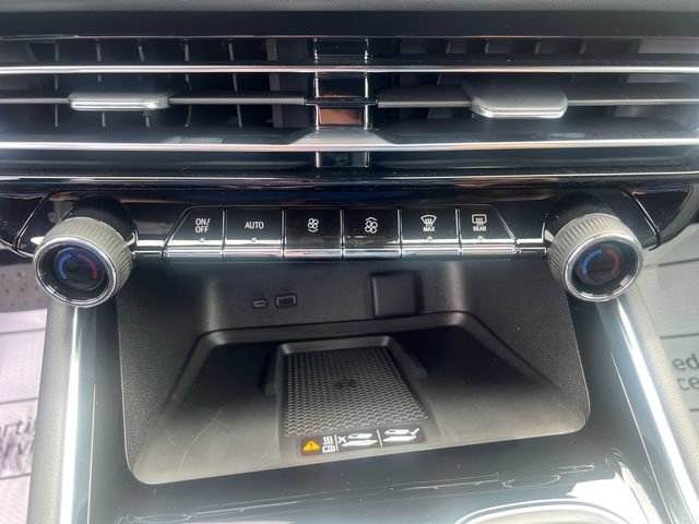 2027 Chevrolet Traverse LT - Photo 18