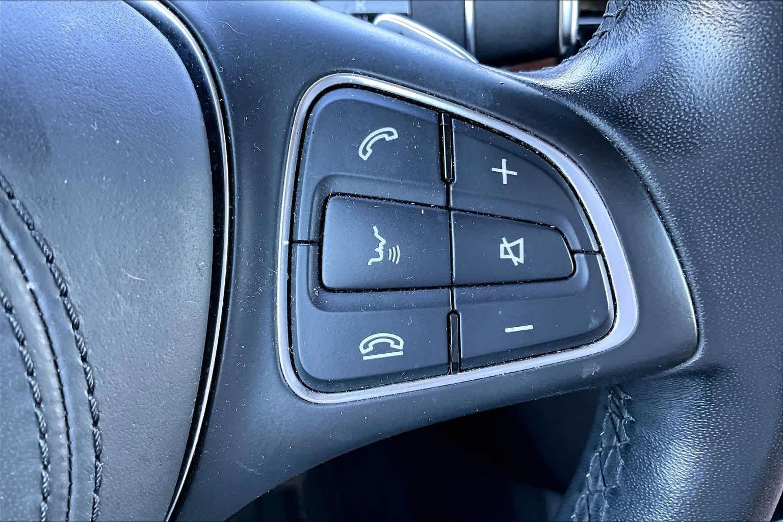 Used 2018 Selenite Grey Metallic Mercedes-Benz GLS 550 image 23