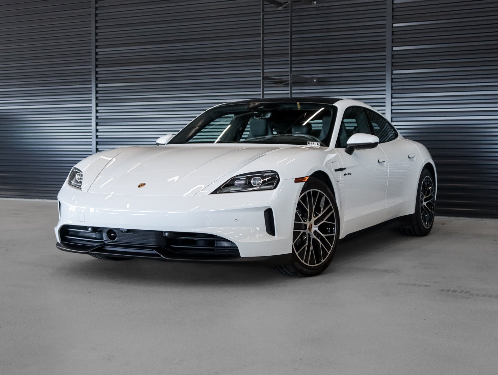 2025 Porsche Taycan