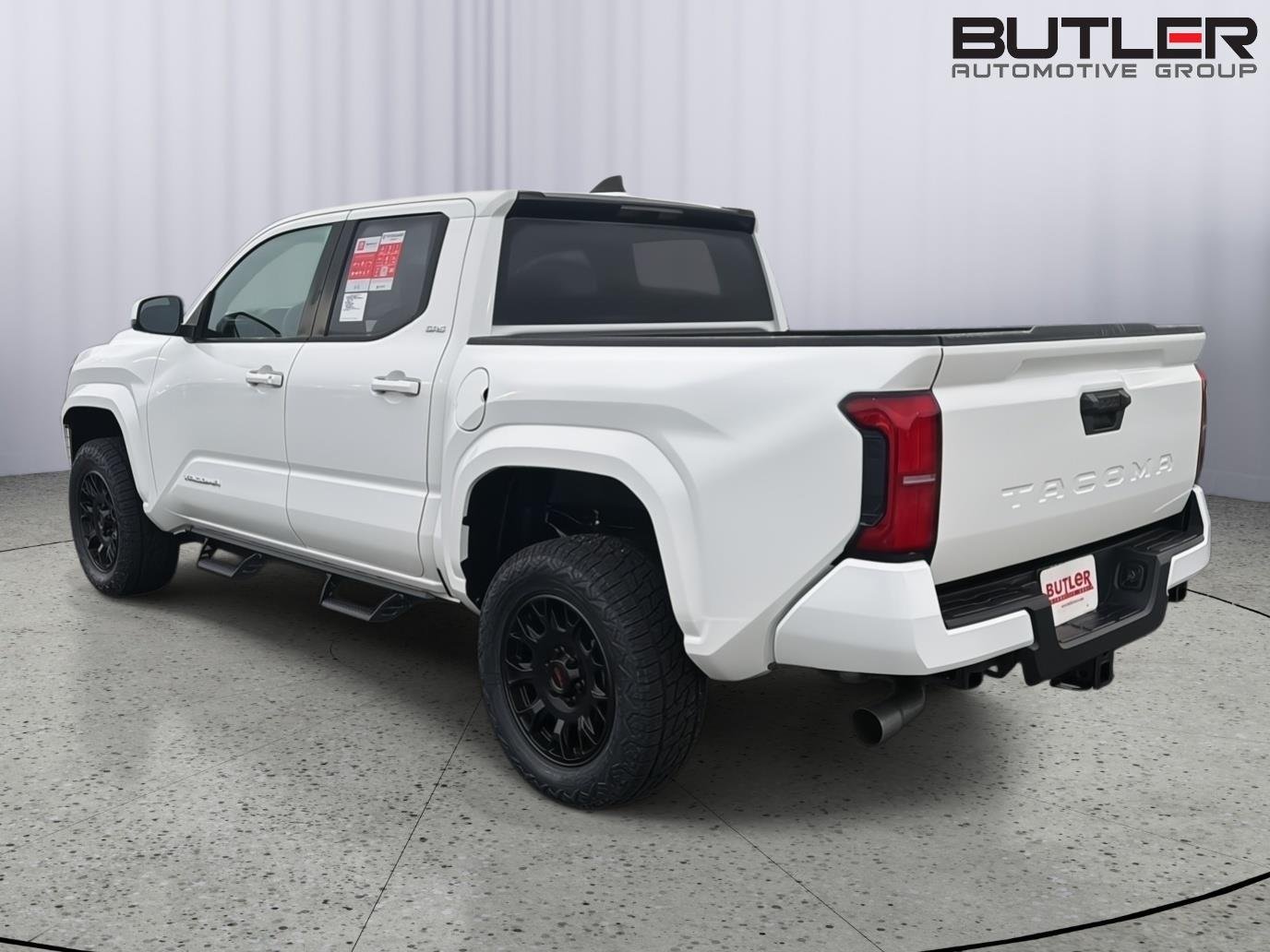 New 2026 Ice Cap Toyota SR5 image 4