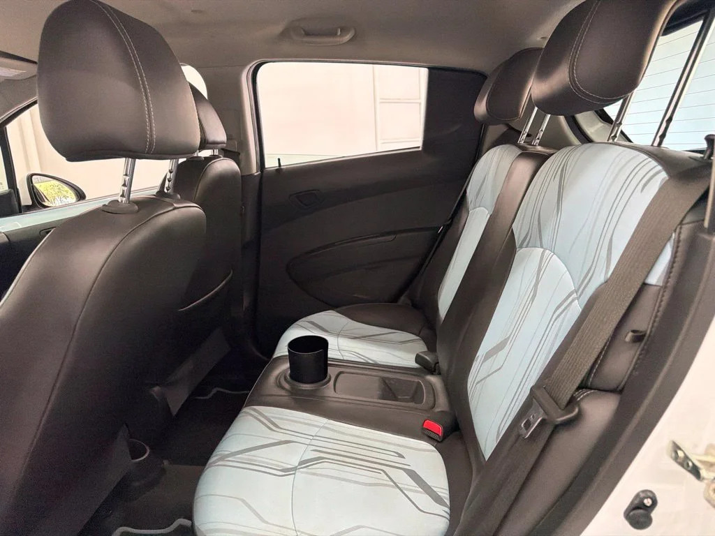 Used 2016 White Chevrolet 1LT image 22