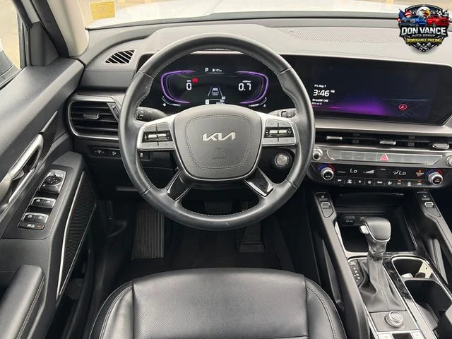 Used 2025 White Kia S image 13