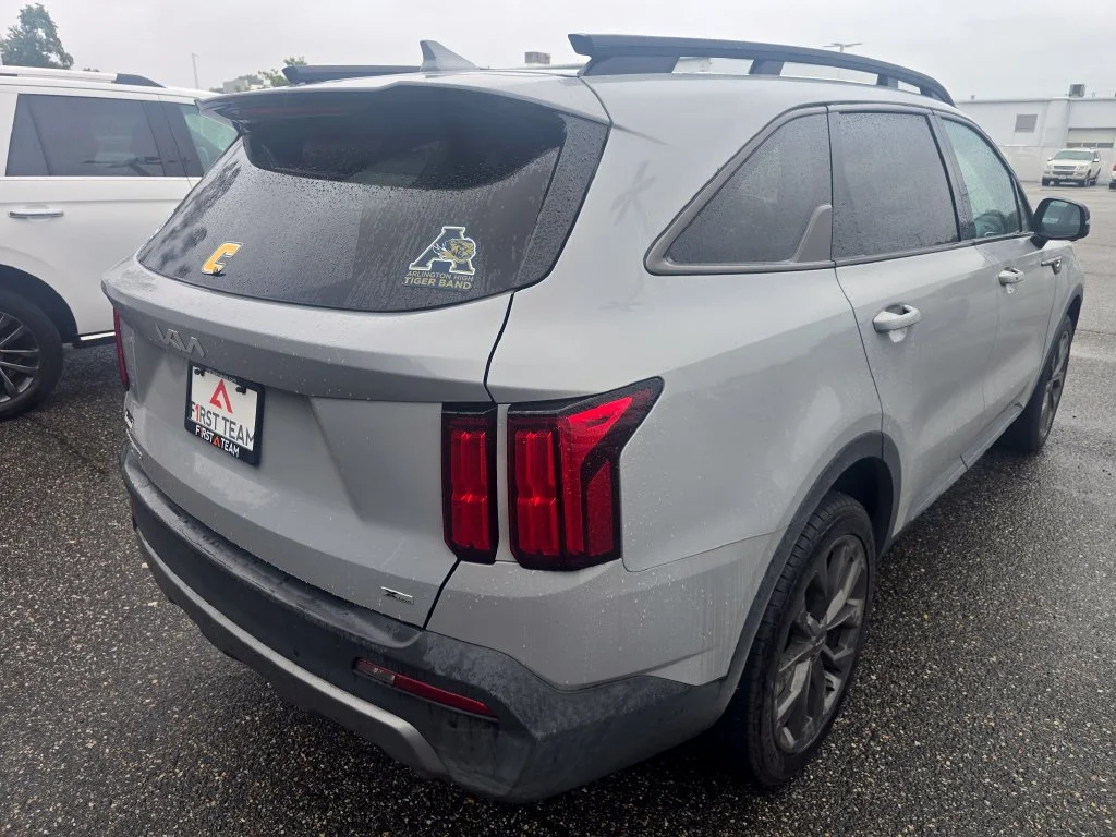 Used 2023 Gray Kia X-Line SX Prestige image 5