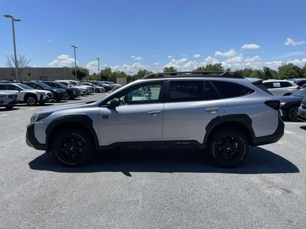 Used 2024 Ice Silver Metallic Subaru Wilderness image 22