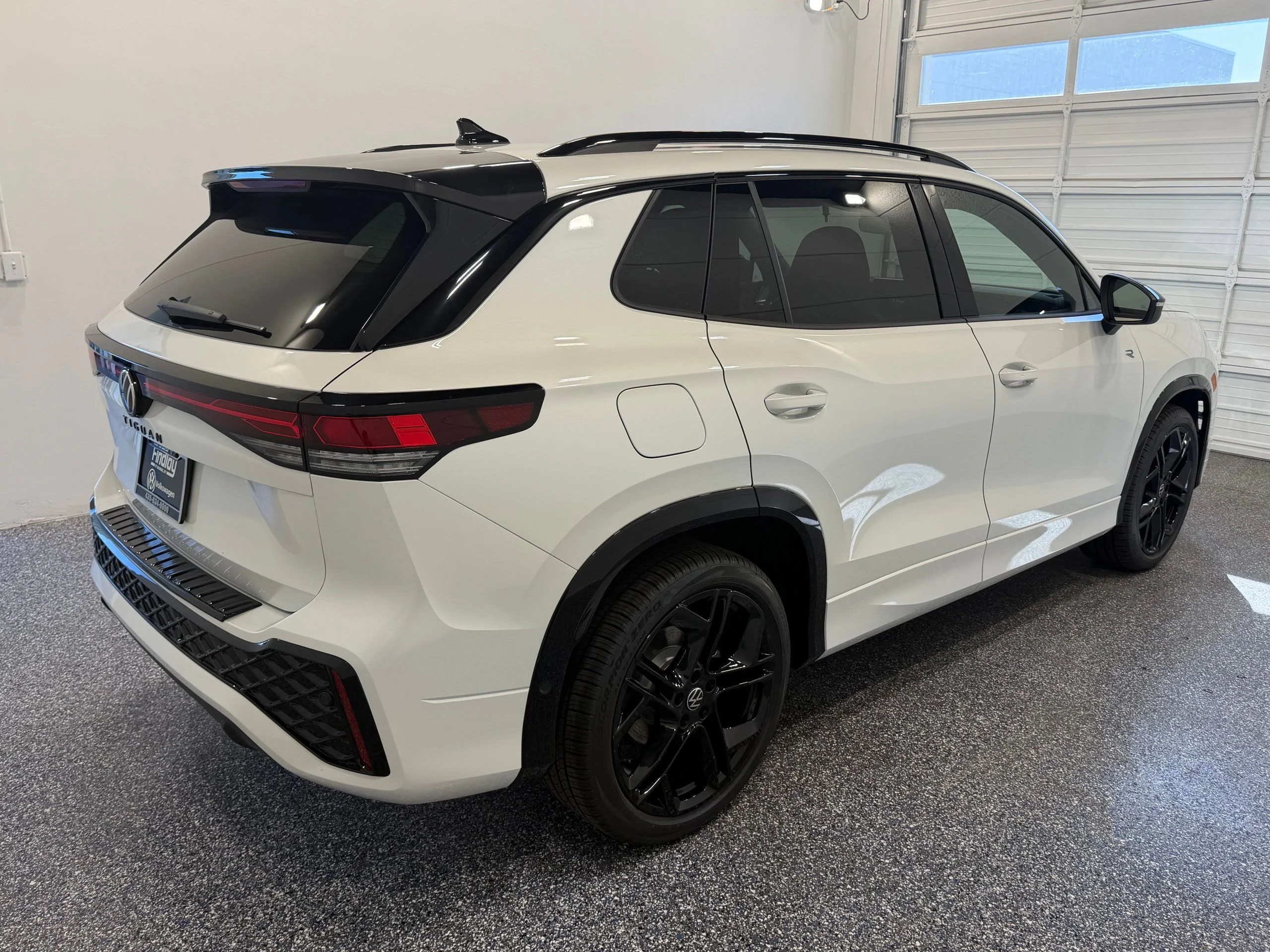 New 2026 White Volkswagen 2.0T SE R-Line Black image 6