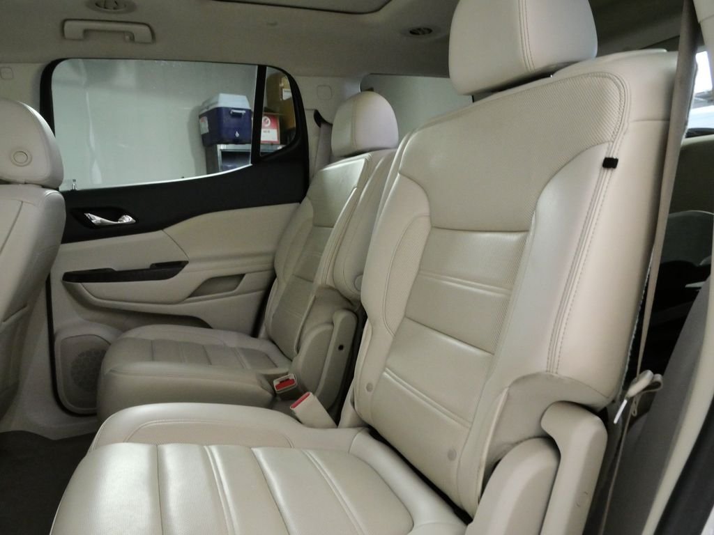 Used 2020 White GMC Denali image 11