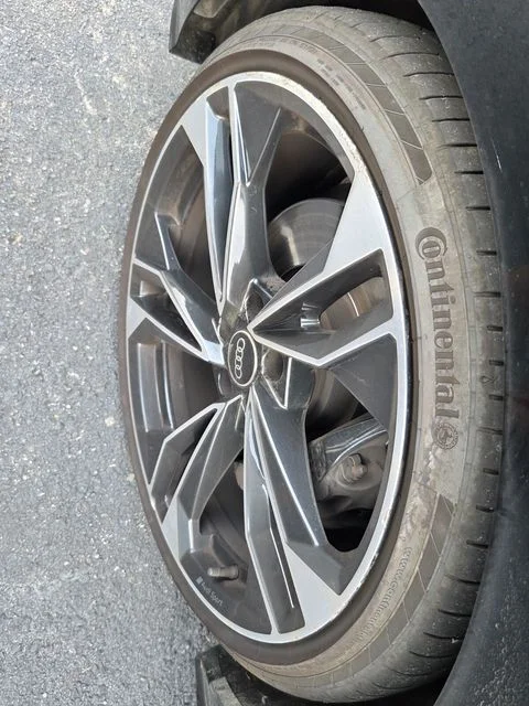 Used 2023 Black Audi  image 7