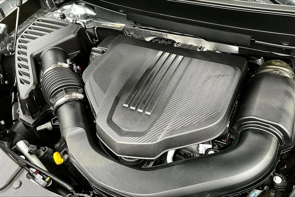 Used 2025 Sterling Gray Metallic Chevrolet LT image 29