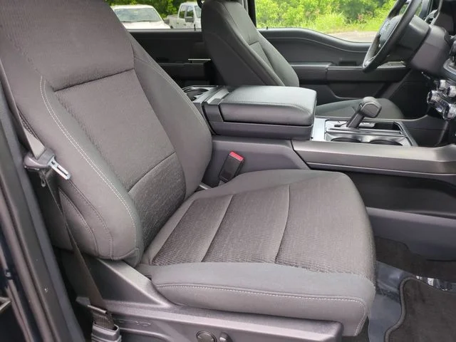 Used 2024 Blue Ford XLT image 33