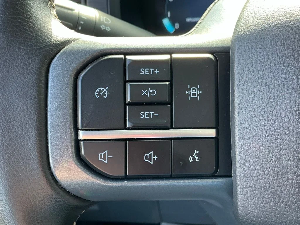 Used 2024  Ford XLT image 36
