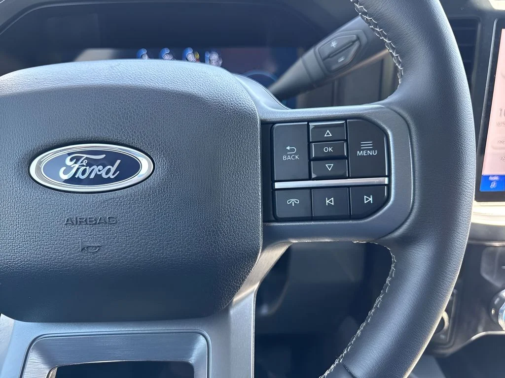 Used 2026 Blue Ford Lariat image 15