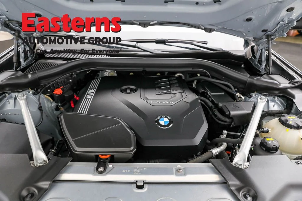Used 2022 Gray BMW sDrive30i image 7