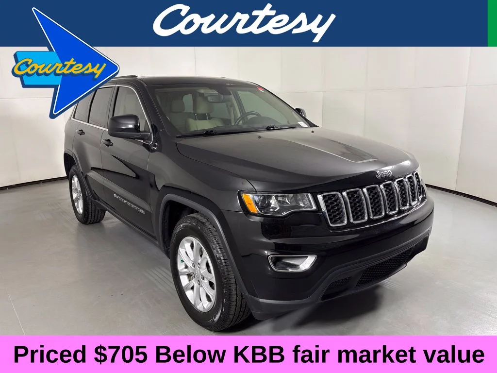 Used 2022 Black Jeep Laredo E image 1
