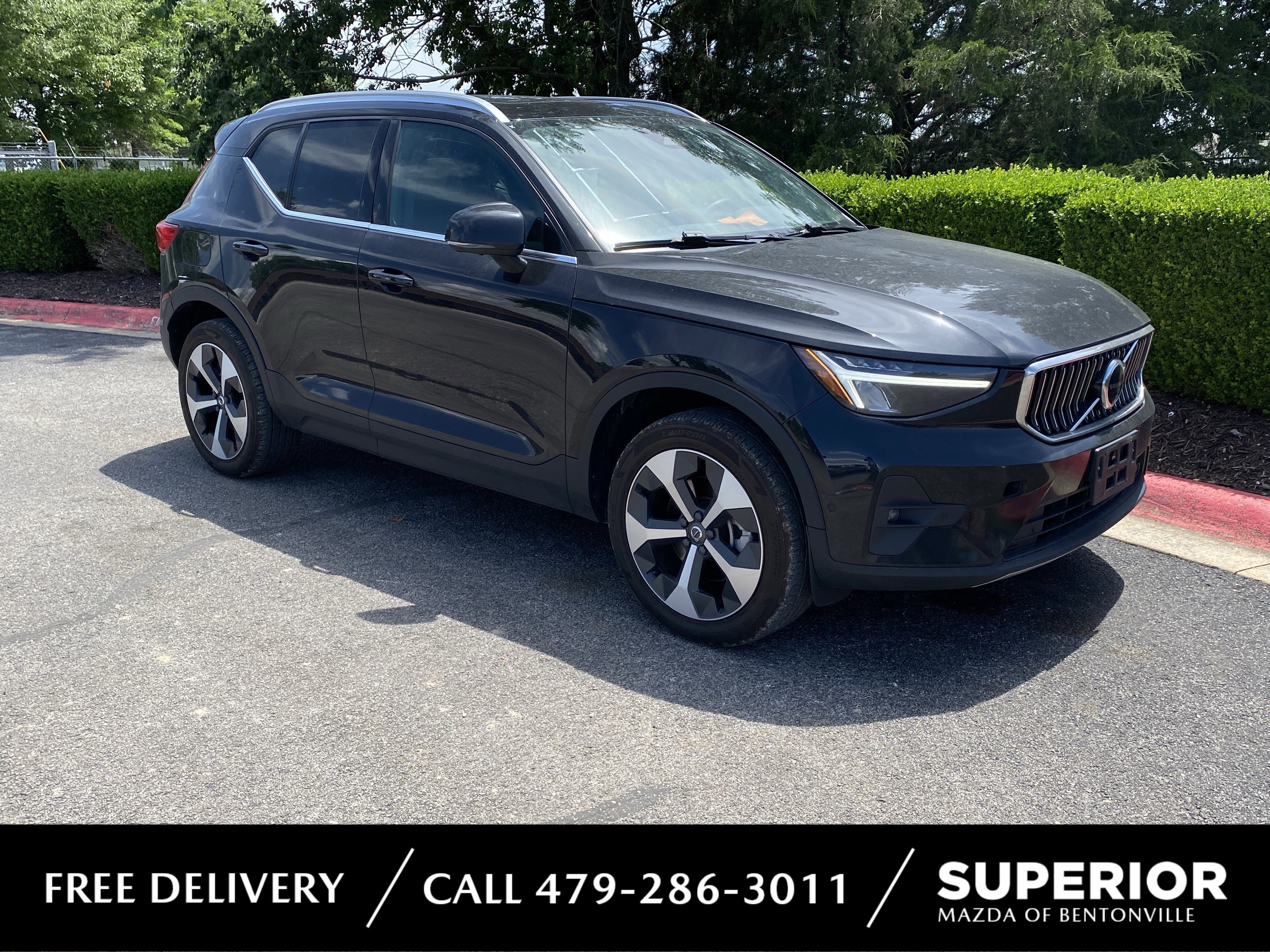 2024 Volvo XC40 B5 Plus Bright AWD's photo