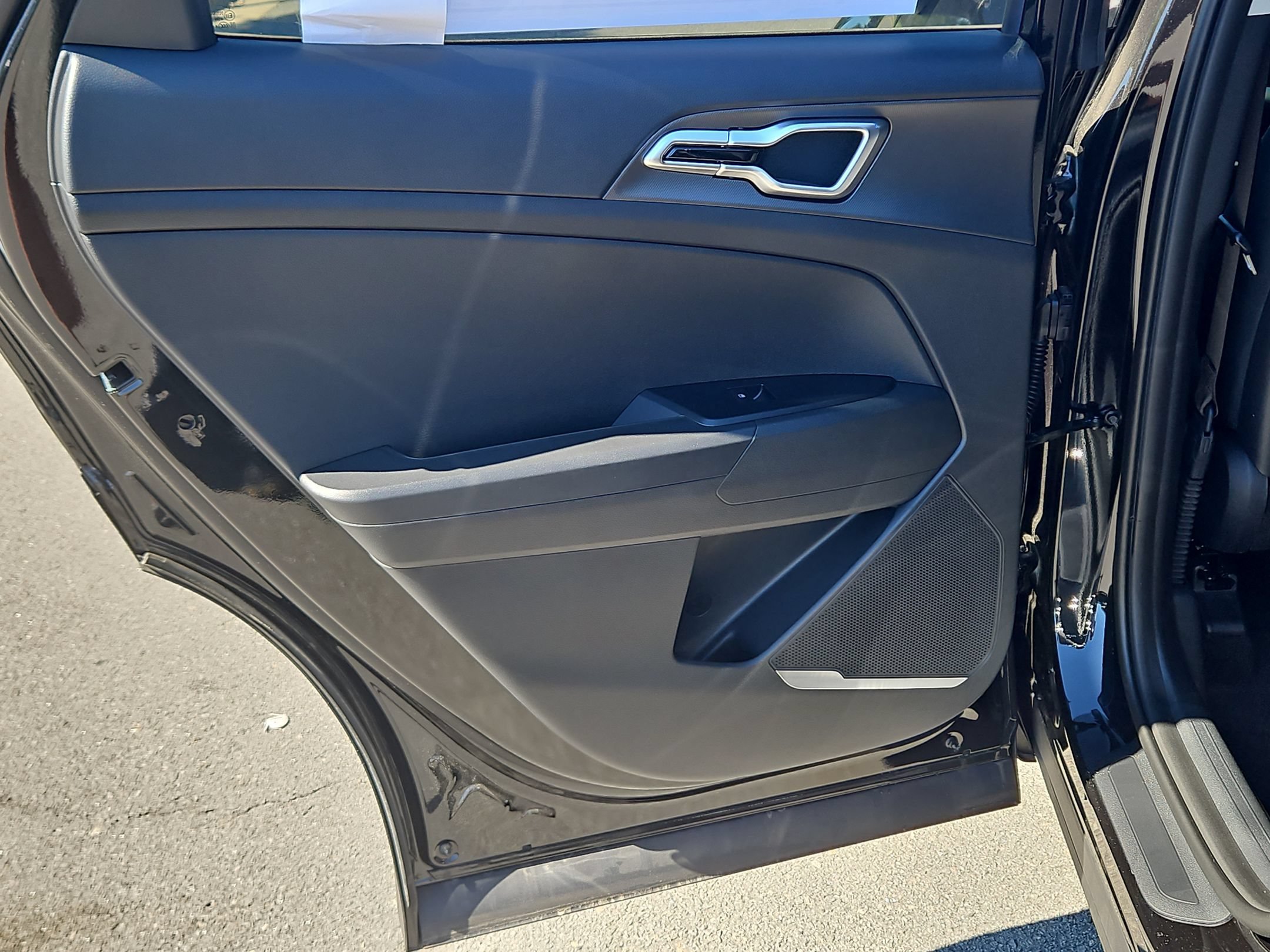 New 2027 Fusion Black Kia S image 27
