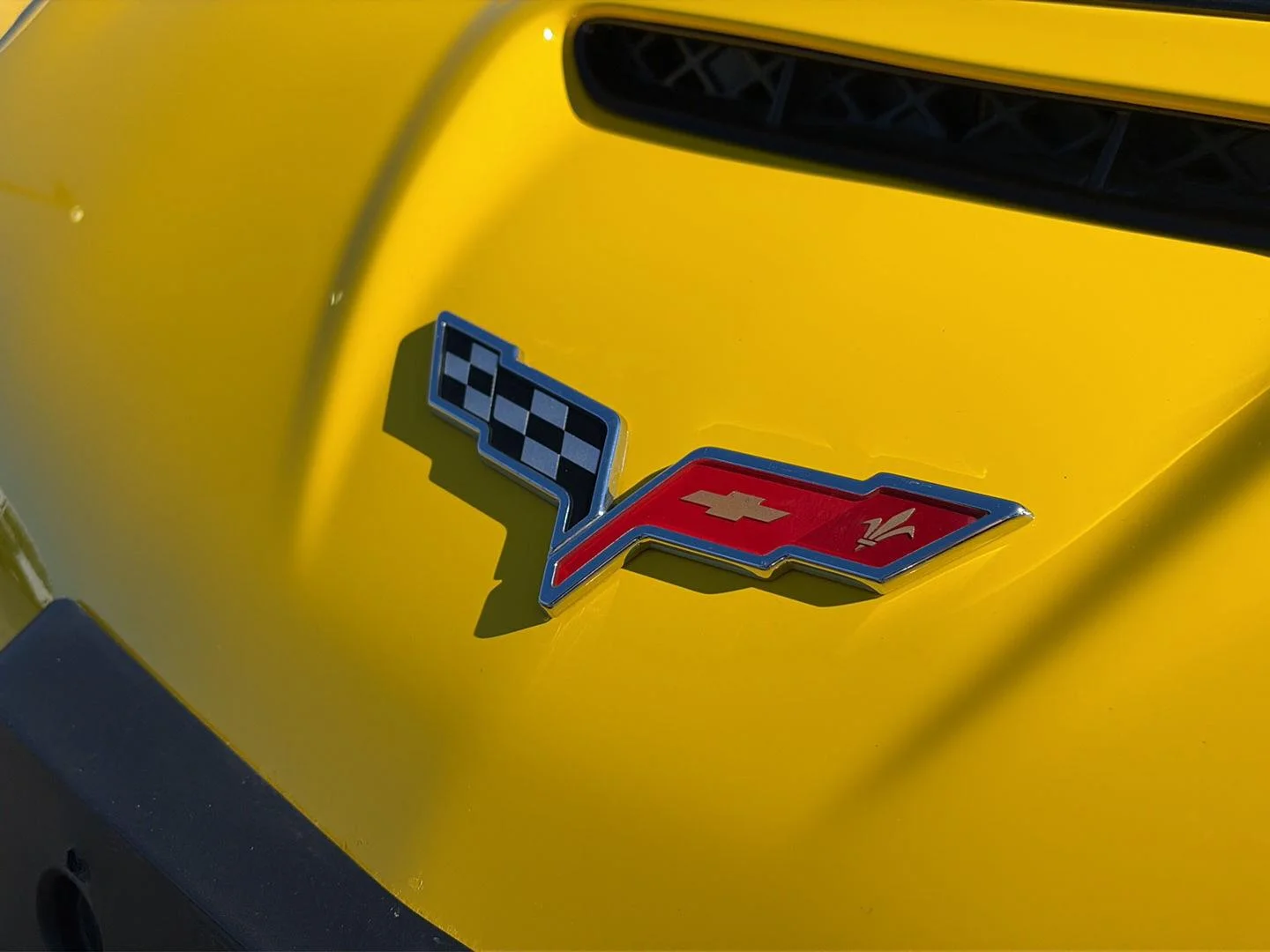 Used 2012 Velocity Yellow Tinted Clearcoat Chevrolet Z16 Grand Sport w/3LT image 4