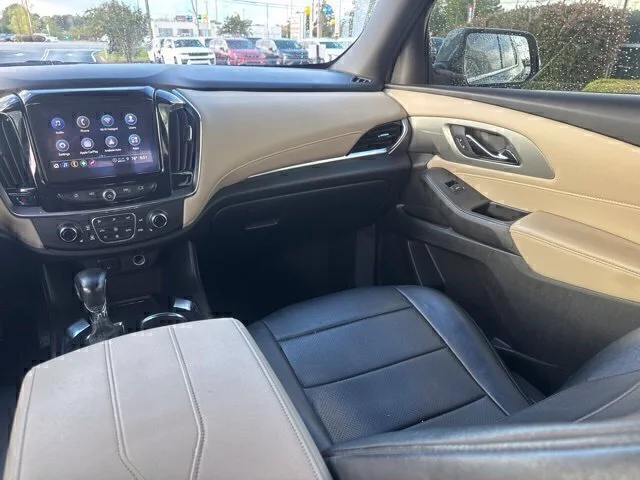 Used 2022  Chevrolet LT image 21