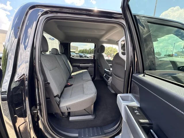 Used 2024 Black Ford XLT image 22