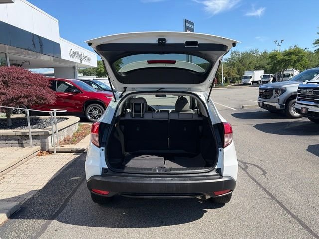 Used 2018 White Honda EX image 34