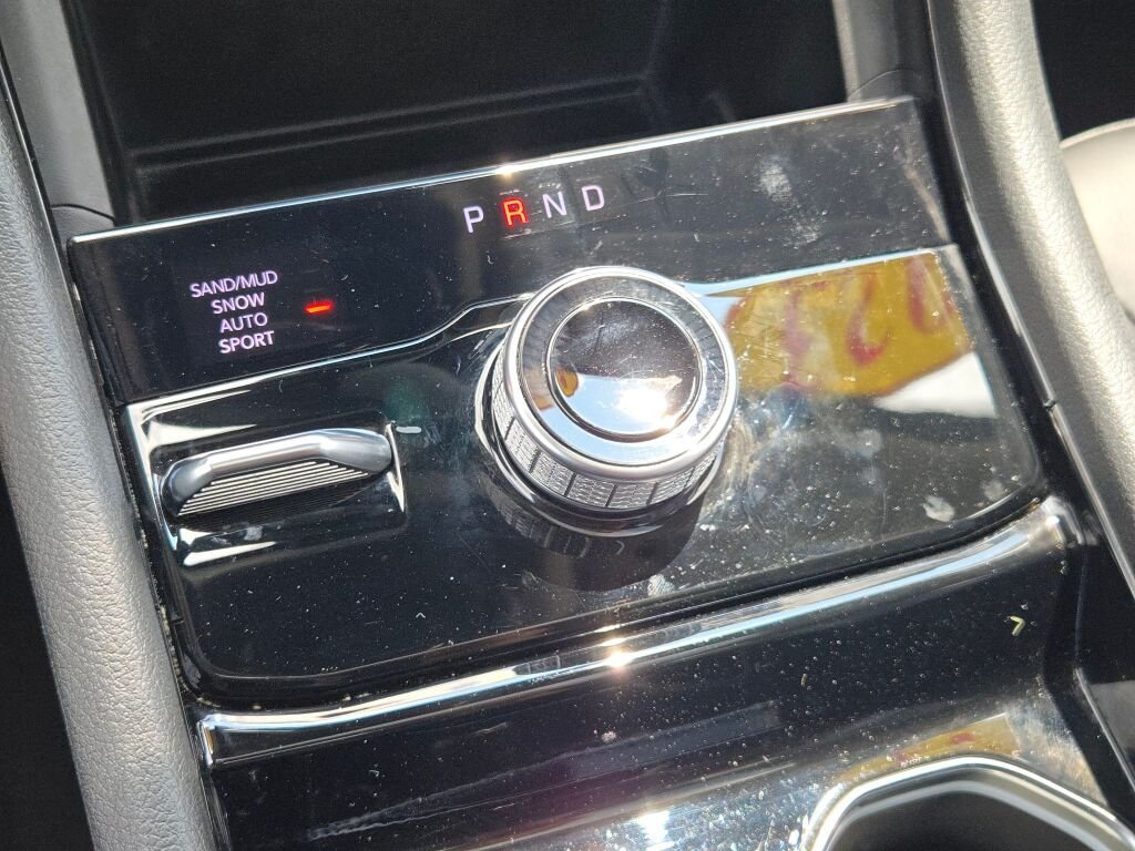 Used 2023 Red Jeep Limited image 29