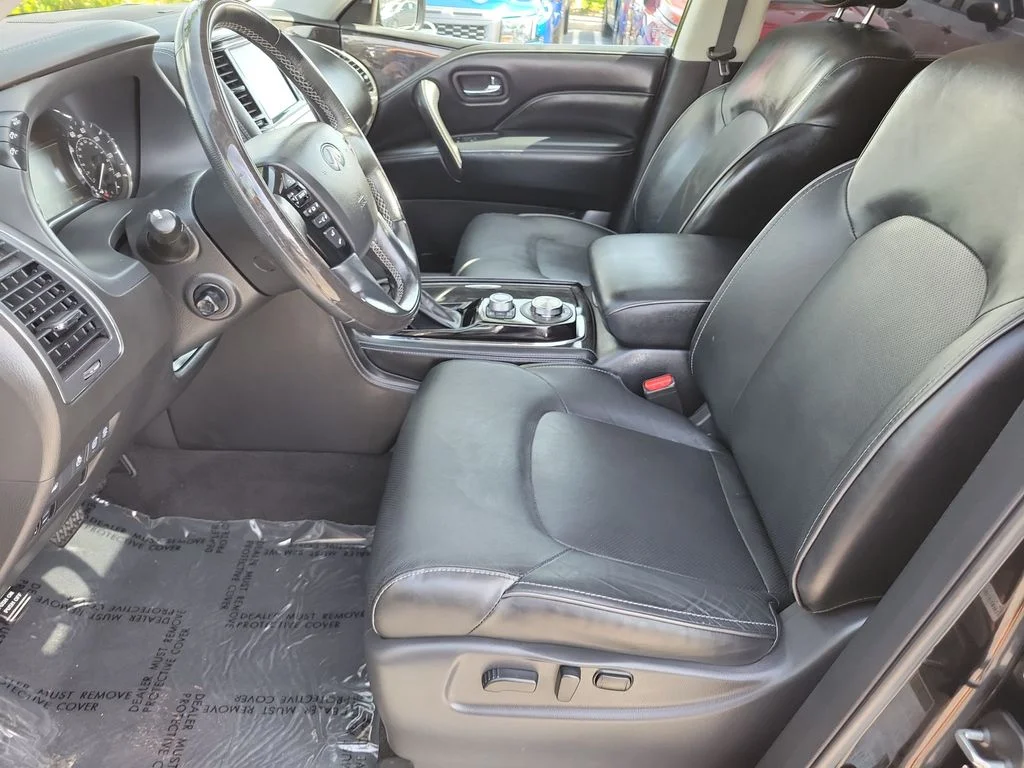 Used 2021 Black INFINITI LUXE image 20