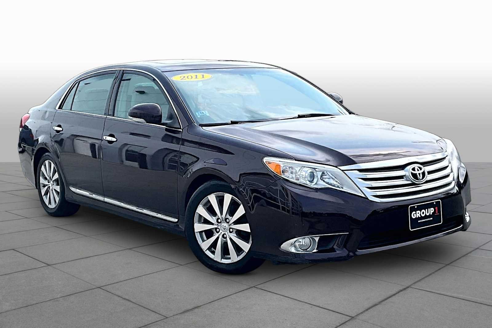 Pre-Owned 2011 Toyota Avalon Limited