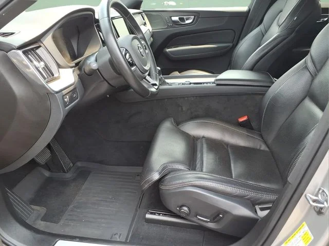 Used 2020 Silver Volvo T5 Inscription image 14