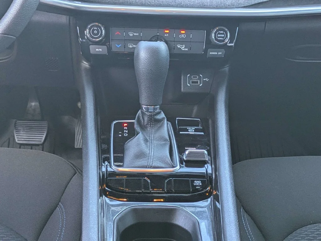 Used 2025 Silver Jeep Sport image 19