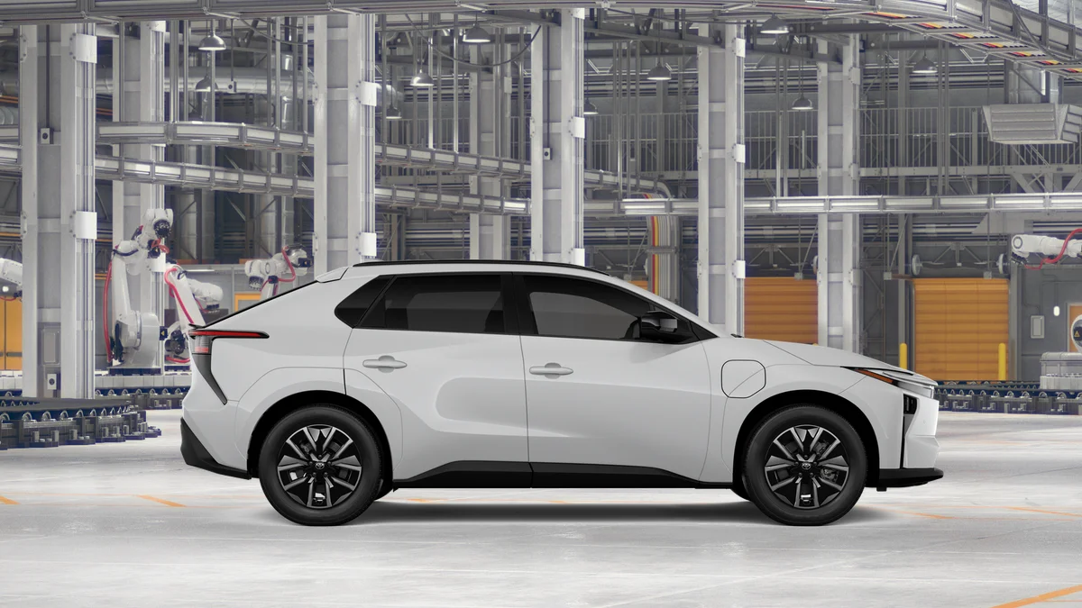 New 2026 Wind Chill Pearl Toyota XLE image 12