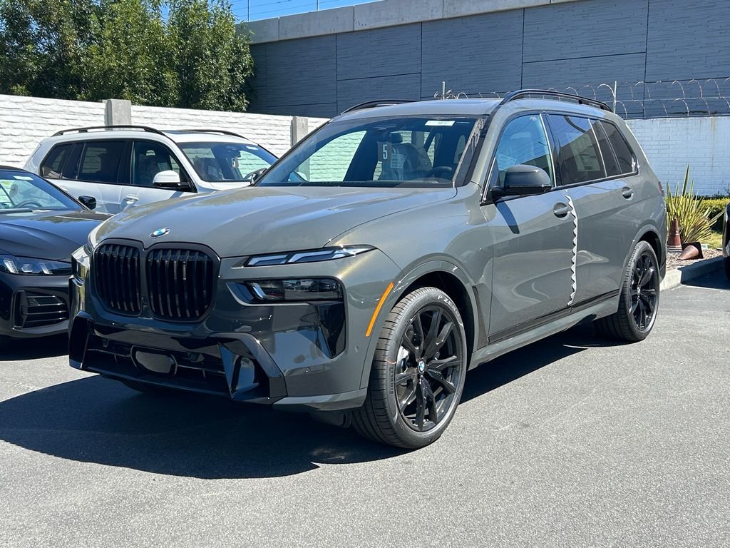 New 2027 Gray Metallic BMW xDrive40i image 2