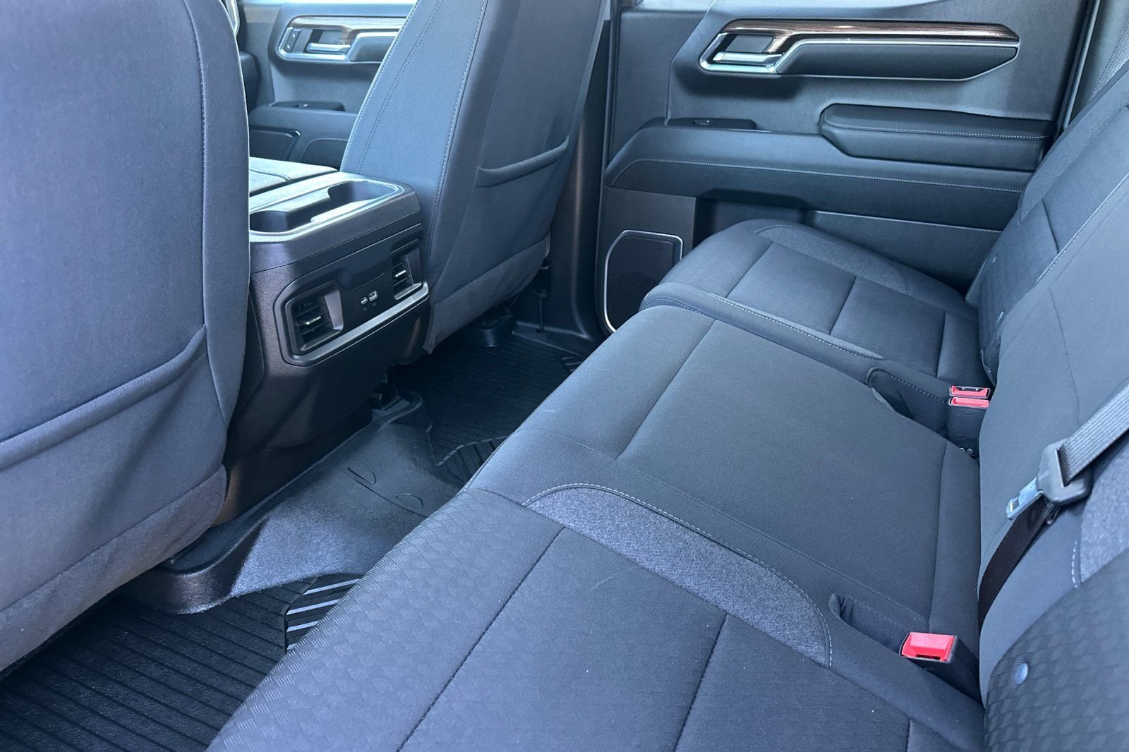 2024 Chevrolet Silverado 1500 RST - Photo 12