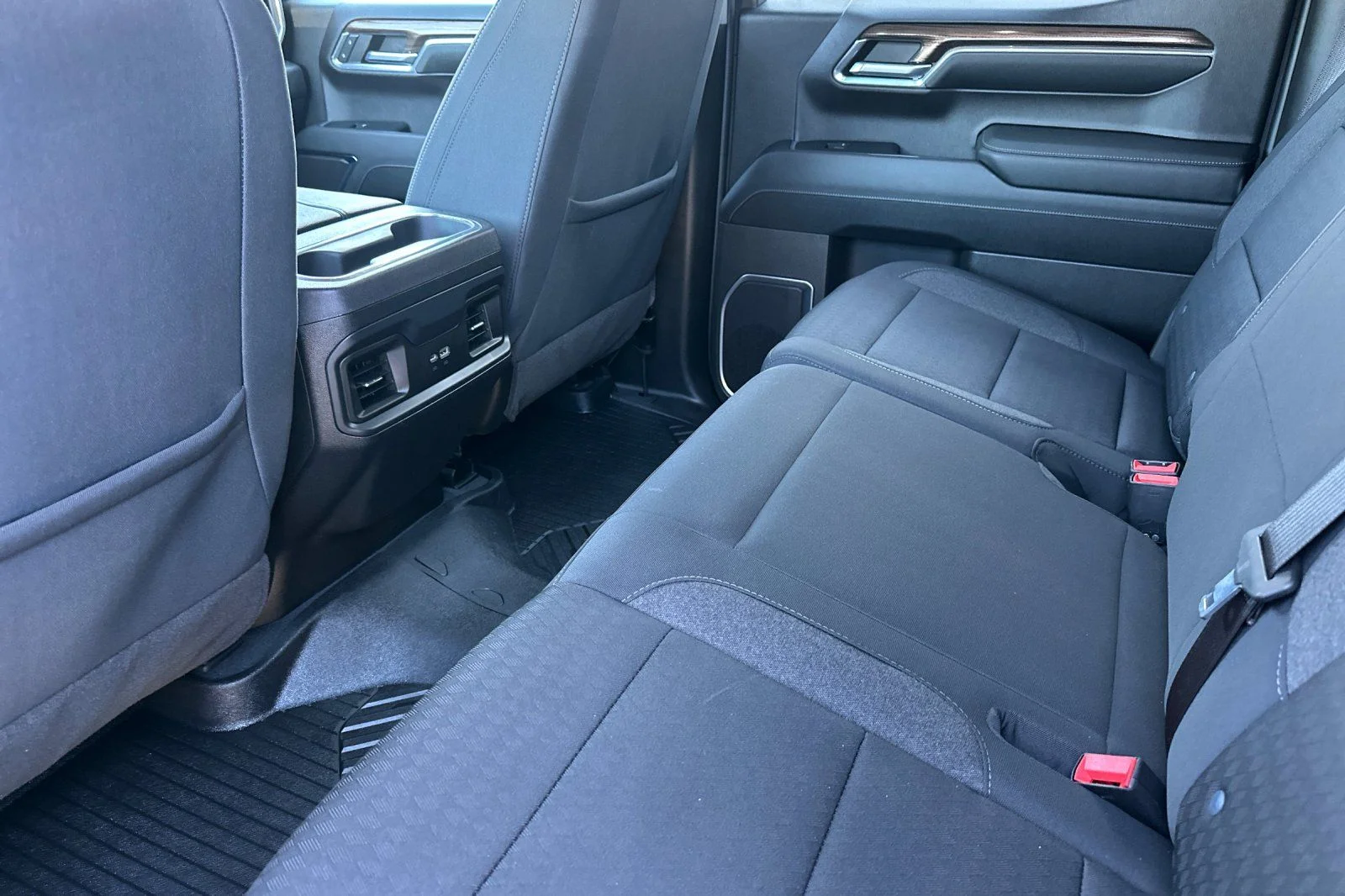 2024 Chevrolet Silverado 1500 RST - Photo 12