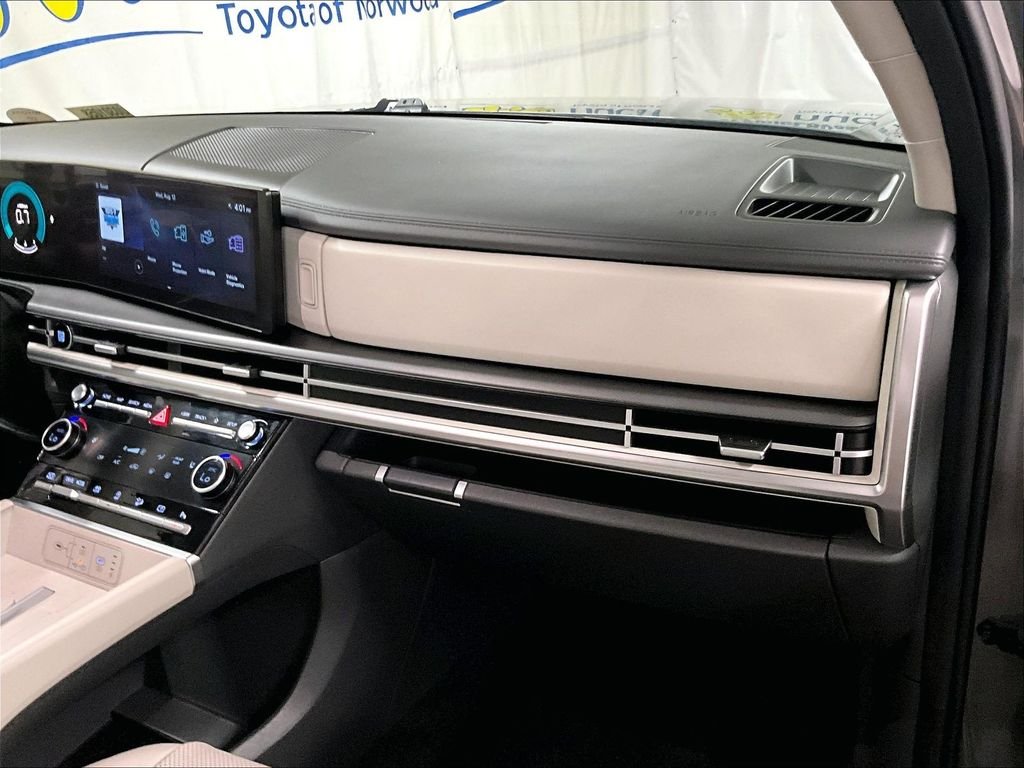 Used 2026 Gray Hyundai SEL image 13
